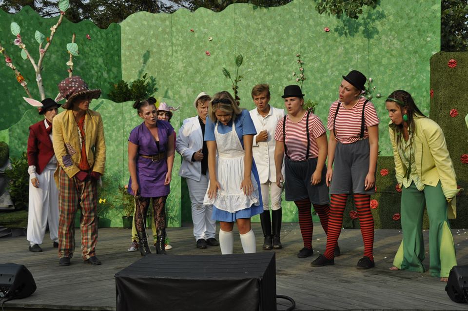 Alice i Underlandet 2014 — bild 10