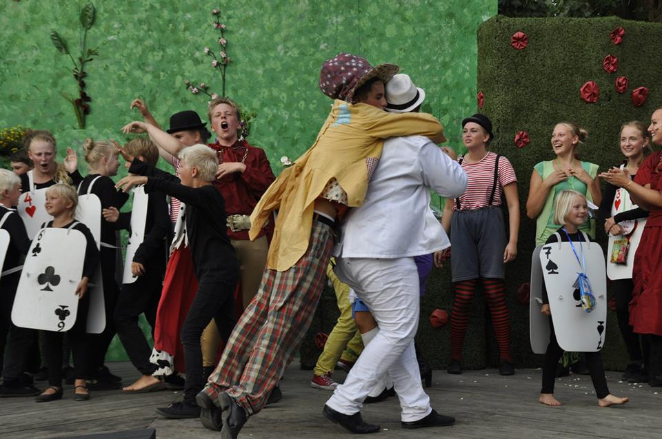 Alice i Underlandet 2014 — bild 30