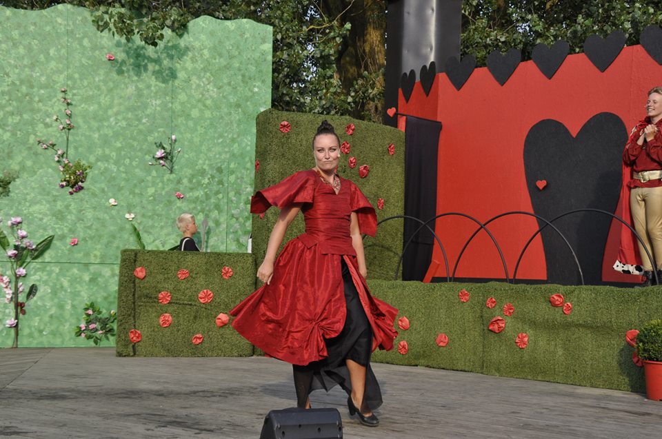 Alice i Underlandet 2014 — bild 8